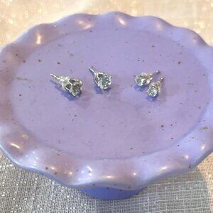 2 Pairs Brand New Stud Earrings (2 sizes)
